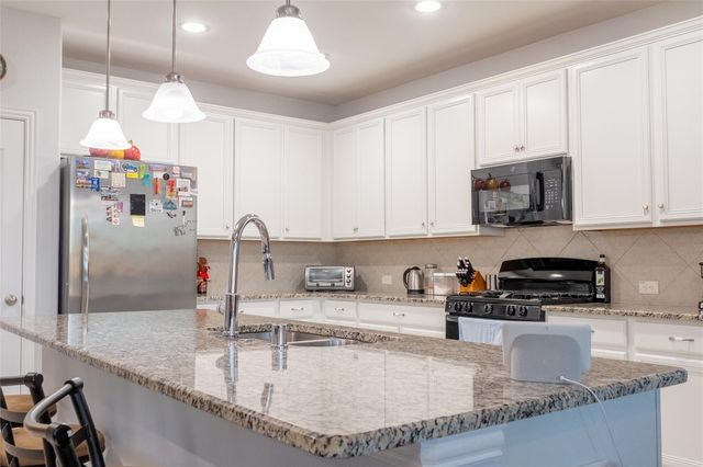 8606 Morning Dove Lane, Baytown, TX 77521