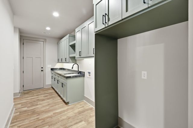 4088 Hollybank Drive, Spartanburg, SC 29303