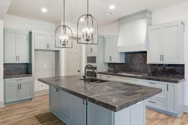 4088 Hollybank Drive, Spartanburg, SC 29303