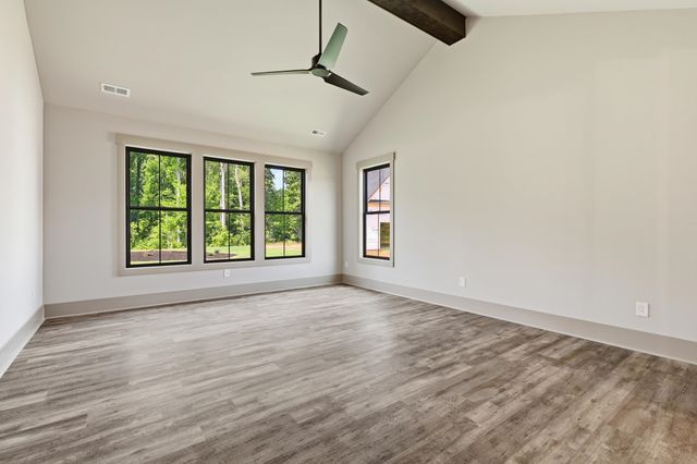 4088 Hollybank Drive, Spartanburg, SC 29303