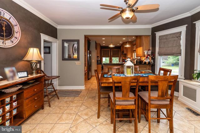 76 BROAD ST, Elmer, NJ 08318