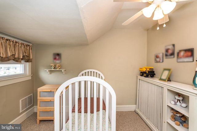 76 BROAD ST, Elmer, NJ 08318