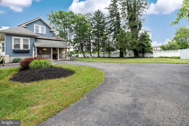 76 BROAD ST, Elmer, NJ 08318