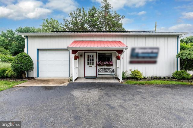 76 BROAD ST, Elmer, NJ 08318