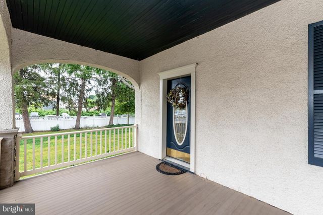 76 BROAD ST, Elmer, NJ 08318