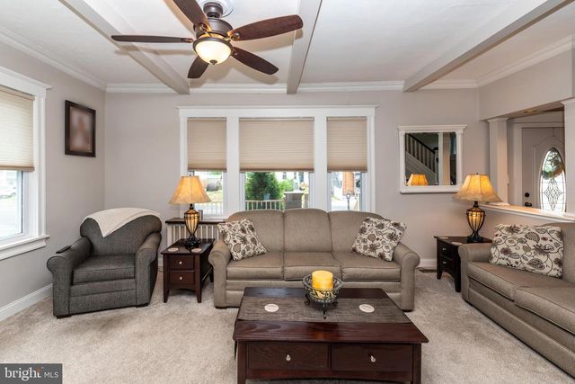 76 BROAD ST, Elmer, NJ 08318