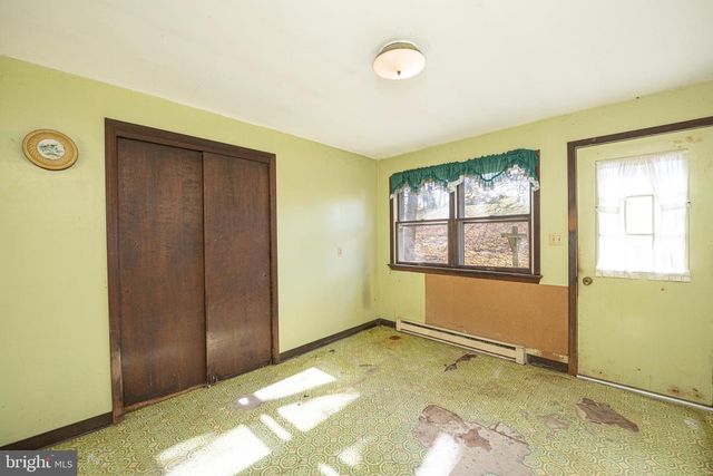 934 ORCHARD RD, Willow Street, PA 17584