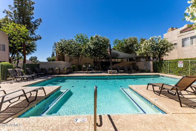 1295 N ASH Street 828, Gilbert, AZ 85233