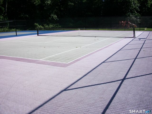 12 Boulevard Drive 15-104, Danbury, CT 06810