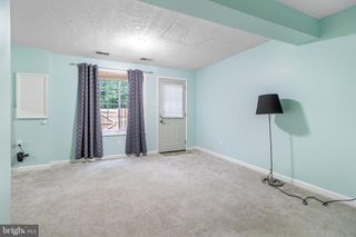 8345 WINDFALL RD, Springfield, VA 22153