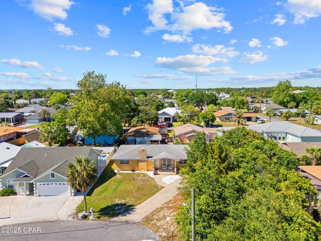 617 Poinsettia Court, Panama City Beach, FL 32413
