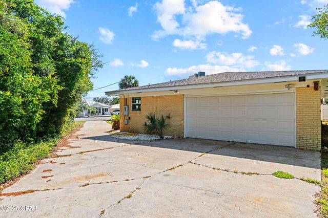 617 Poinsettia Court, Panama City Beach, FL 32413