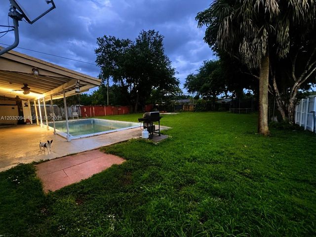 6492 SW 25th St, Miramar, FL 33023