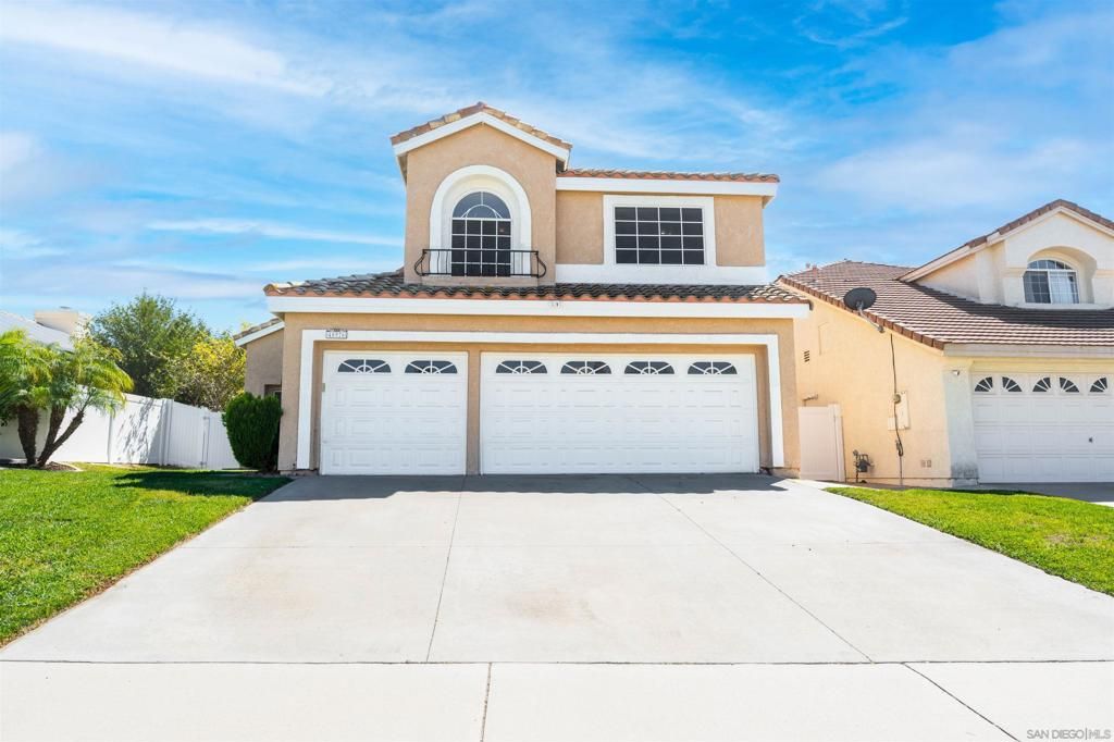 Image 1 of property listing at 40976 Cardinal Flower Dr., Murrieta, CA 92562