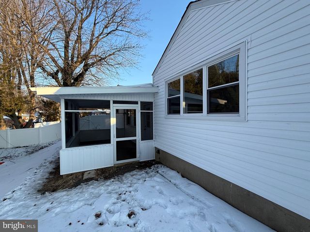 10 HOMEWOOD RD, Wilmington, DE 19803