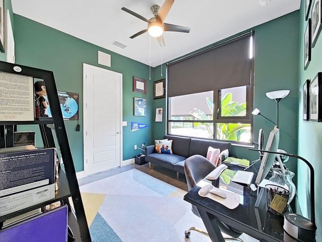 4222 GAUGE LINE LOOP, Tampa, FL 33624