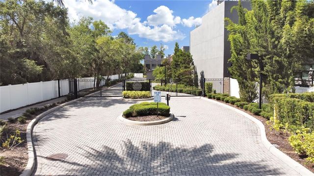 4222 GAUGE LINE LOOP, Tampa, FL 33624
