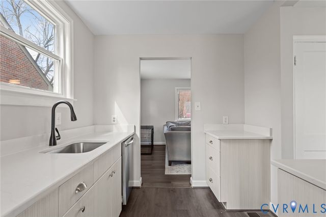 6711 Patterson Ave, Richmond, VA 23226