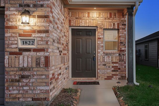 1822 Brushy Cedar Drive, Conroe, TX 77301