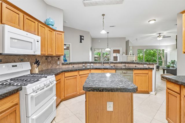 1113 Covington Drive, Mesquite, TX 75149