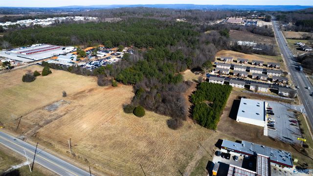 4936 Meridian Street, Huntsville, AL 35810