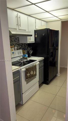 3120 N Pine Island Rd 307, Sunrise, FL 33351