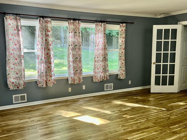 1905 Crestwood Lane, Norton Shores City, MI 49441