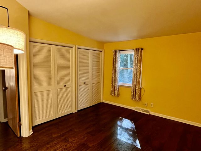 1905 Crestwood Lane, Norton Shores City, MI 49441