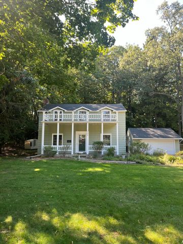 1905 Crestwood Lane, Norton Shores City, MI 49441