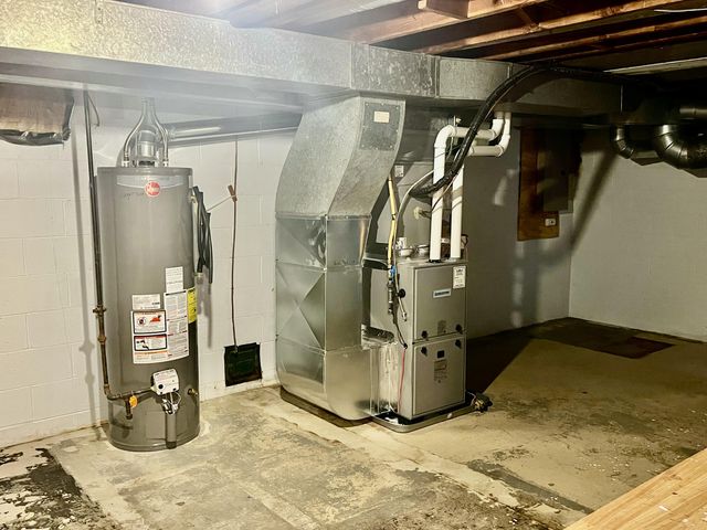 1905 Crestwood Lane, Norton Shores City, MI 49441