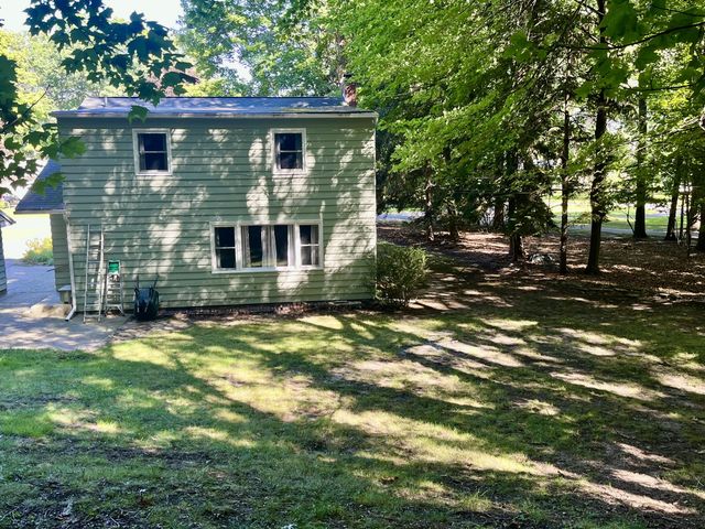 1905 Crestwood Lane, Norton Shores City, MI 49441