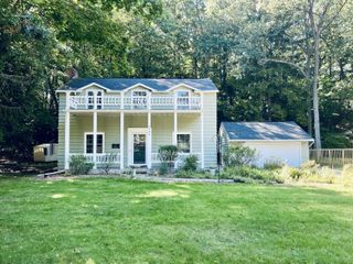 1905 Crestwood Lane, Norton Shores City, MI 49441