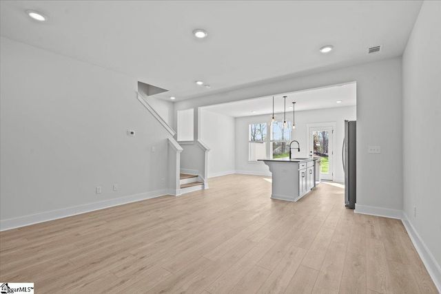 541 W Norvell Court, Spartanburg, SC 29307