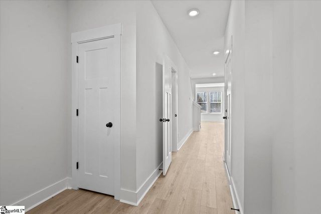 541 W Norvell Court, Spartanburg, SC 29307