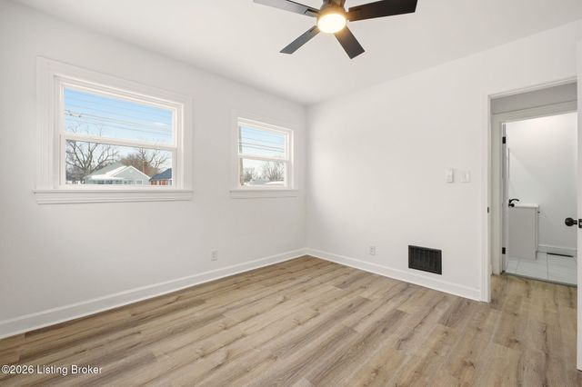 3209 Taylor Blvd, Louisville, KY 40215