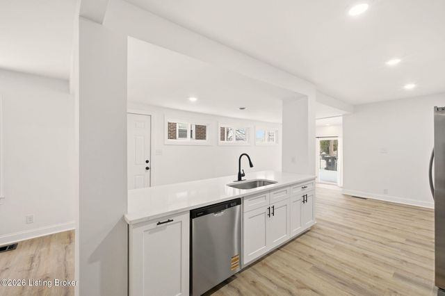 3209 Taylor Blvd, Louisville, KY 40215