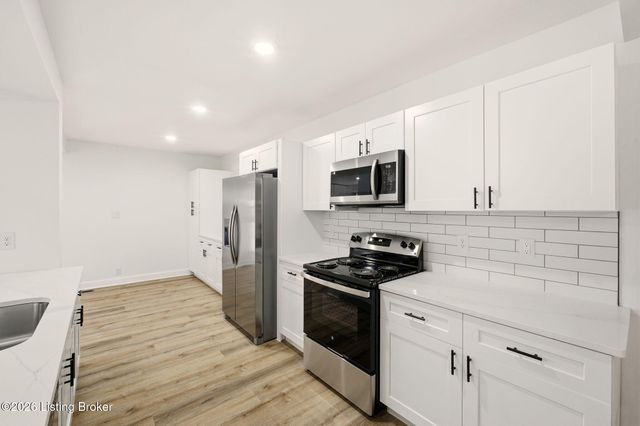 3209 Taylor Blvd, Louisville, KY 40215