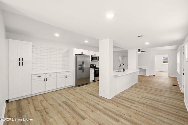 3209 Taylor Blvd, Louisville, KY 40215