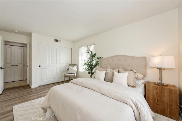20 wedgewood, Irvine, CA 92620