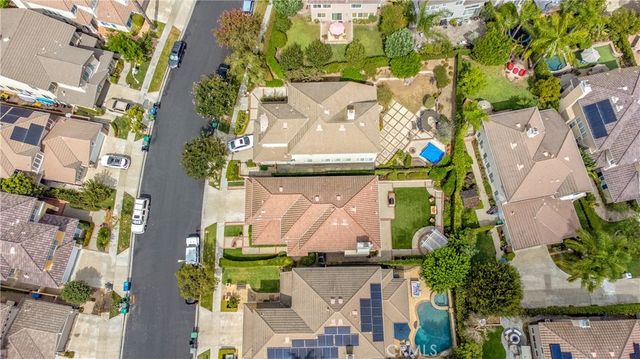 20 wedgewood, Irvine, CA 92620