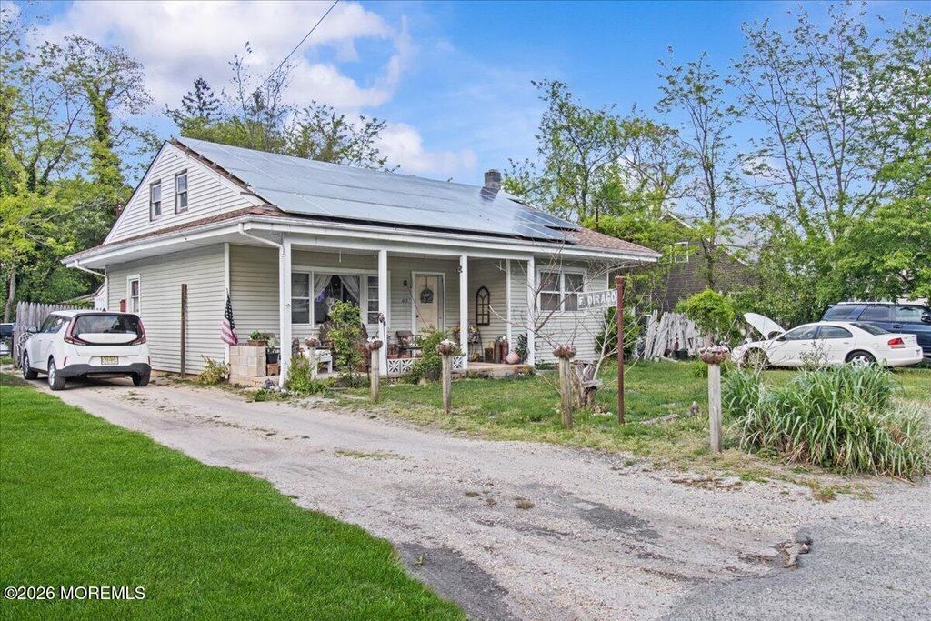 413 Main Street, Bayville, NJ 08721