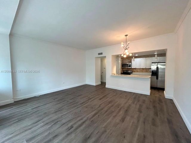 7545 E Treasure Drive 2A, North Bay Village, FL 33141