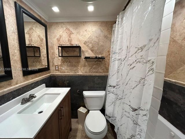 7545 E Treasure Drive 2A, North Bay Village, FL 33141