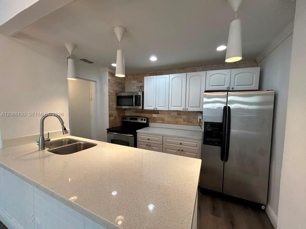 7545 E Treasure Drive 2A, North Bay Village, FL 33141