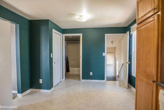 418 15th Street, Port Huron, MI 48060