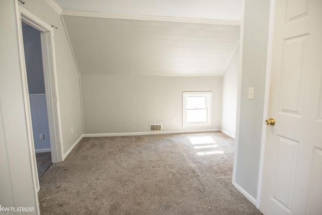 418 15th Street, Port Huron, MI 48060