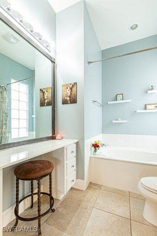 2258 Heydon CIR W, Naples, FL 34120