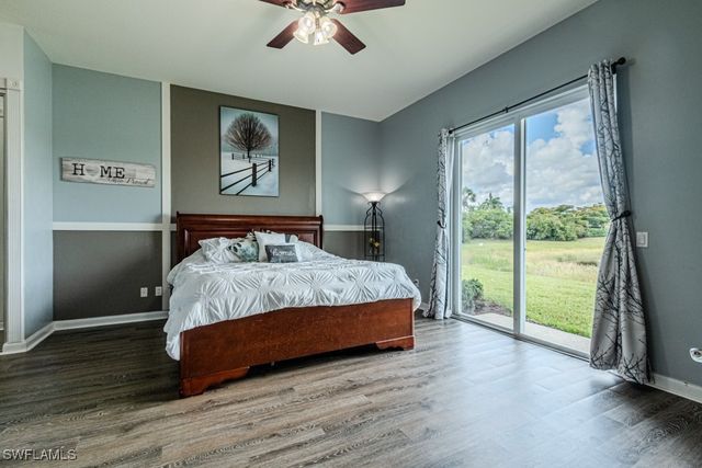 2258 Heydon CIR W, Naples, FL 34120