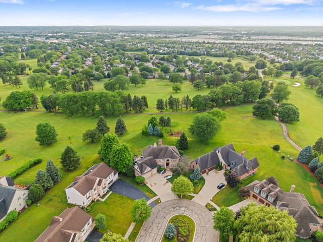 632 Philip Drive, Bartlett, IL 60103