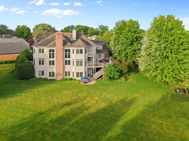 632 Philip Drive, Bartlett, IL 60103
